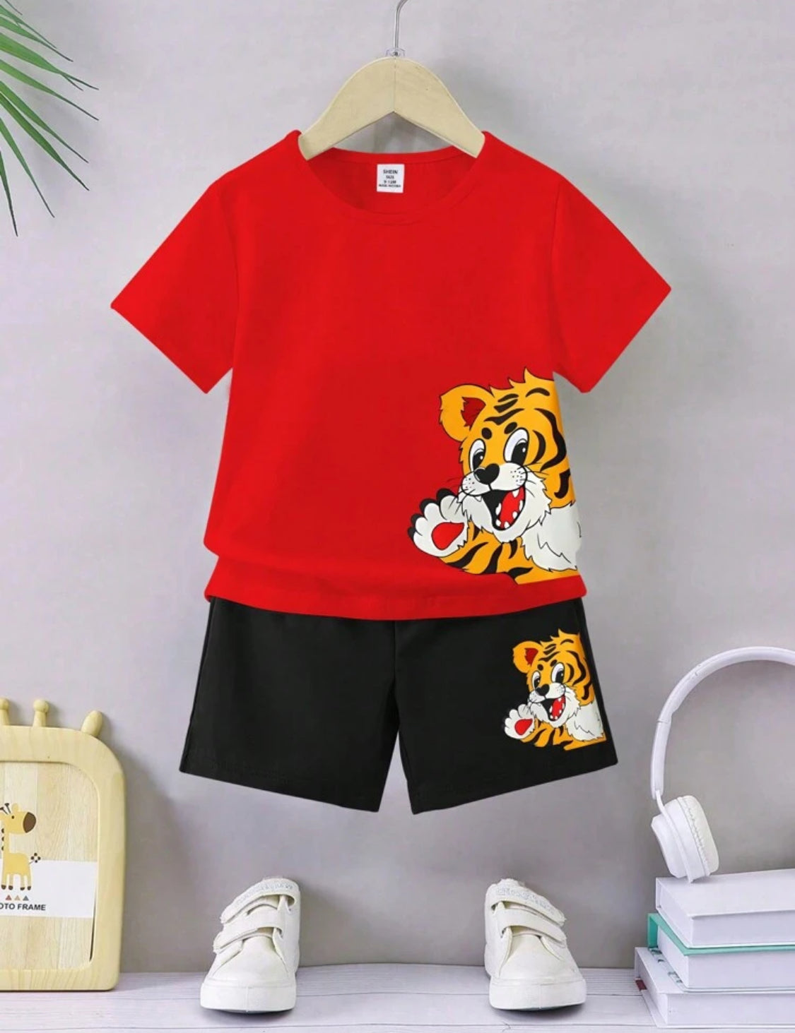 SHEIN Baby Boys' Casual And Versatile Tiger Printed Outfit For Spring And Summer