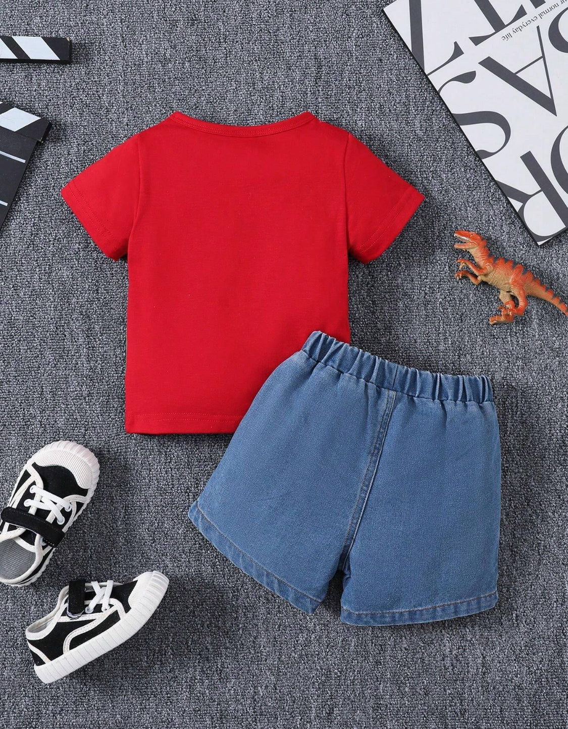 2pcs Baby Boy Cool Dinosaur Design Printed Short Sleeve Top + Ripped Denim Shorts, Fashionable, Casual And Comfortable, Summer Kids' Wear