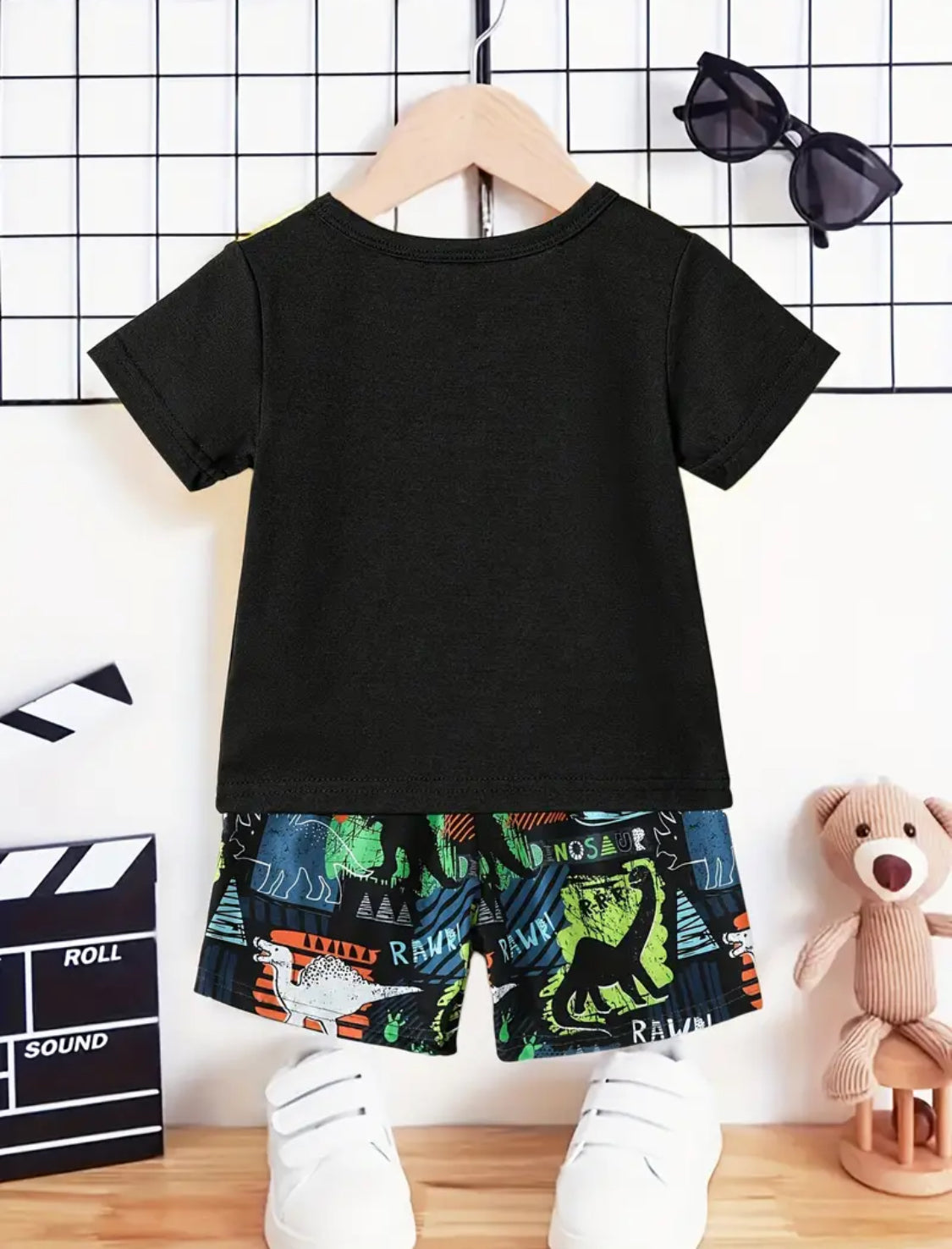 2pcs Boy's Dinosaurs Pattern Short Sleeve T-shirt + Shorts Co-ord Set, Casual Comfy Clothing As Gift