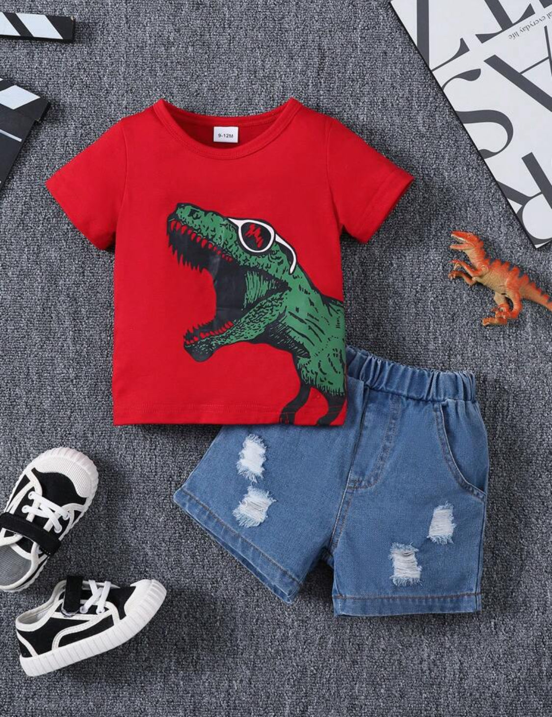 2pcs Baby Boy Cool Dinosaur Design Printed Short Sleeve Top + Ripped Denim Shorts, Fashionable, Casual And Comfortable, Summer Kids' Wear