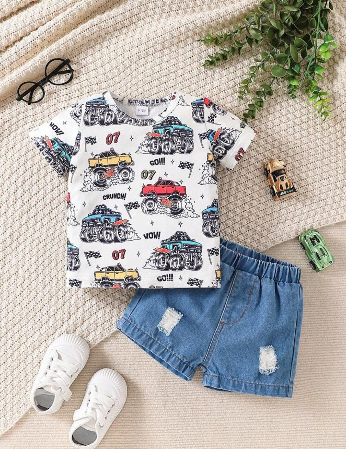 Baby Boy 2pcs Summer Cartoon Car Print Round Neck T-Shirt And Trendy Distressed Denim Shorts Set