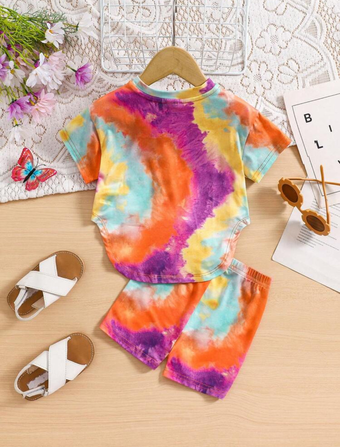 SHEIN Baby Girl Cute And Casual Tie-Dye Short Sleeve Knit Loose T-Shirt With Elastic Waist Shorts Set, Summer