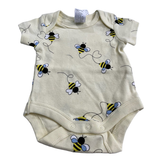 Yellow bee bodysuit newborn